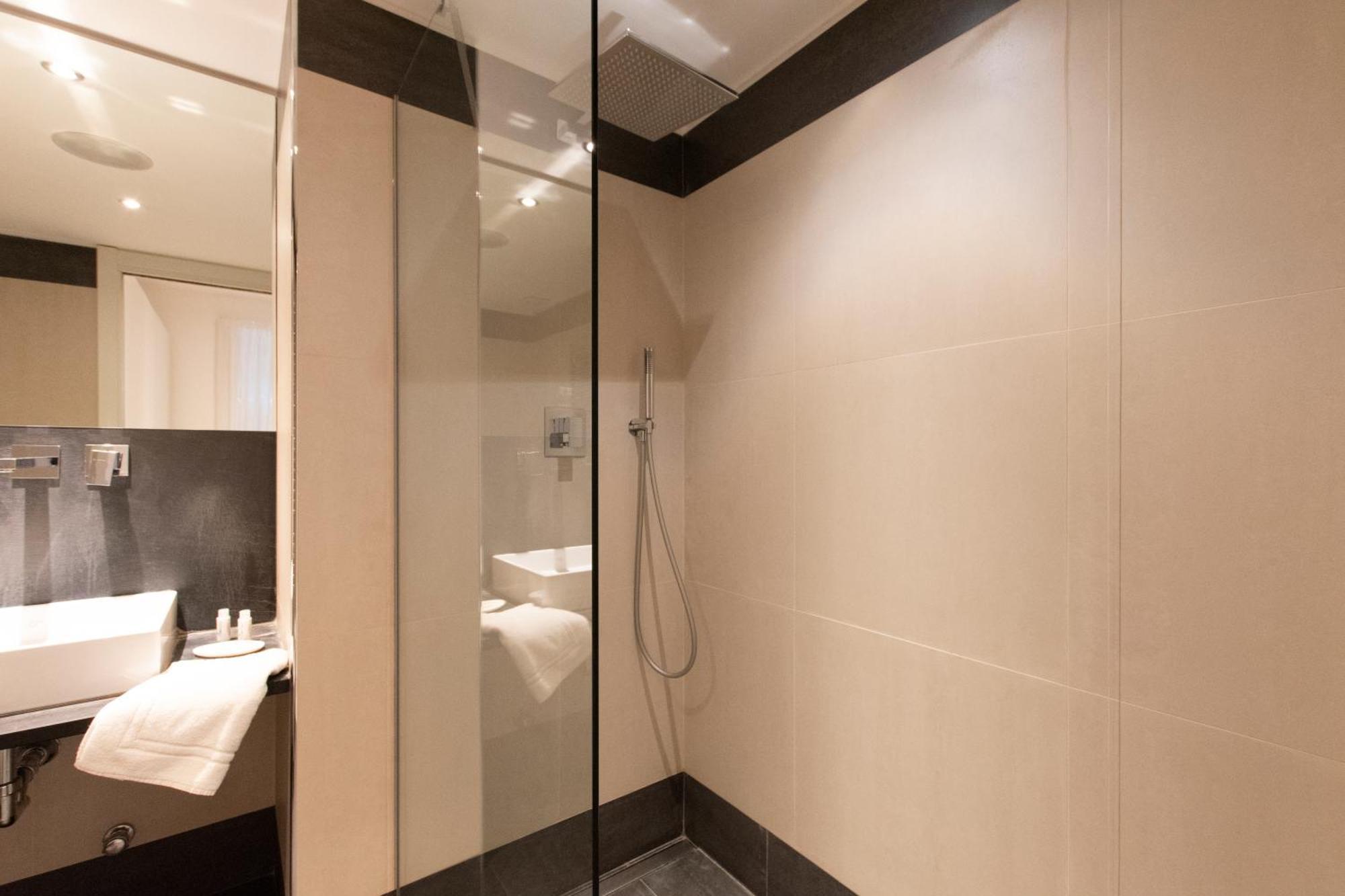 Luxury Apartment - Bramante 7 มิลาน ภายนอก รูปภาพ